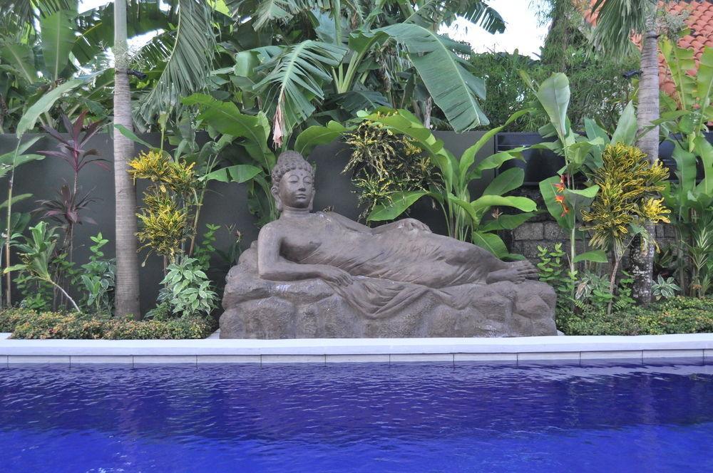 Balinea Holiday Home Seminyak  Exterior photo